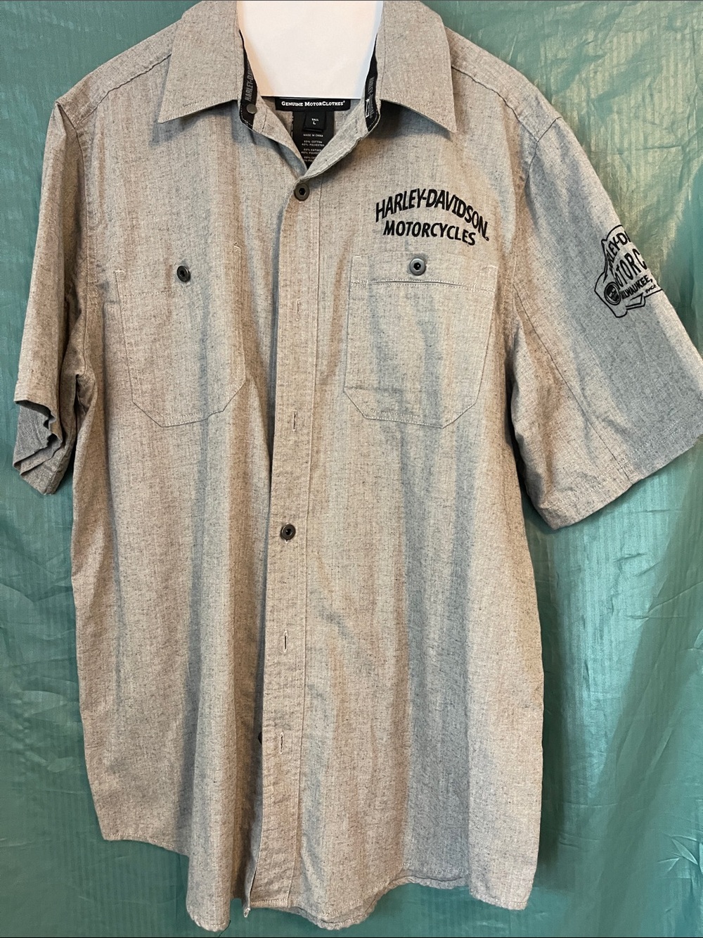Harley-Davidson Men’s Short Sleeve Gray Button-Down Shirt